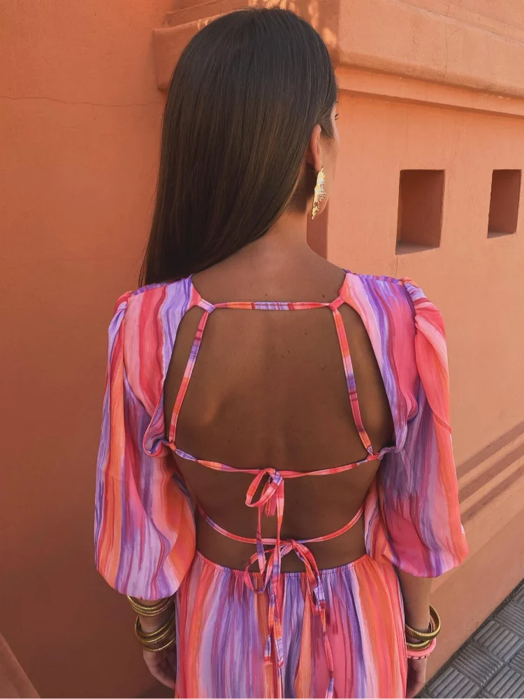Charlotta™ | Somrig Glamourklänning med Elegant Midjedetalj