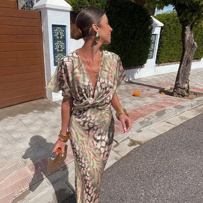 LOVISA – Elegant & Bekväm Klänning