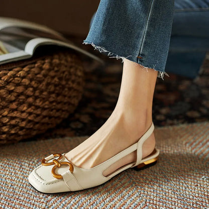 Lajla™ | Eleganta Slingback Flats med Statementdetalj